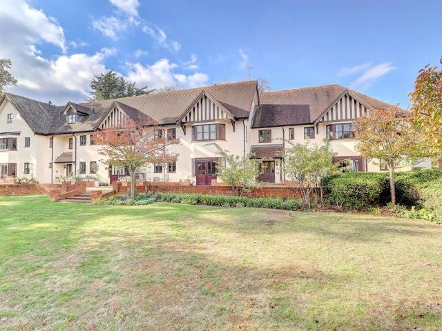 Flat for sale in Beaconsfield and Chepping Wye Community Board, Tylers Green