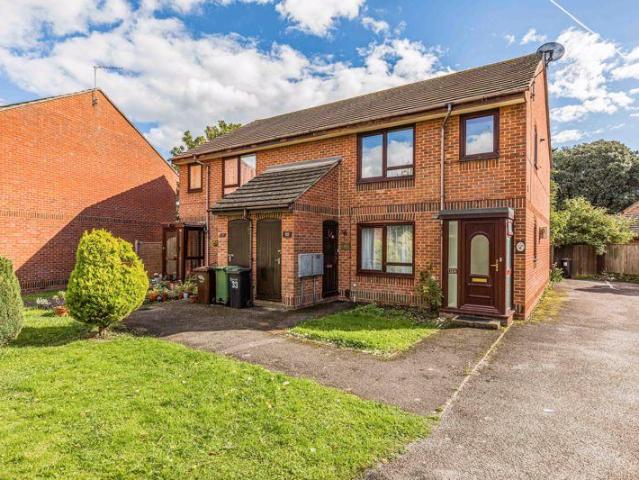Flat for sale in Hilsea, City Of Portsmouth