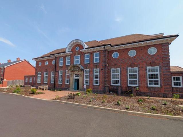 Flat for sale in Oswestry, Shropshire
