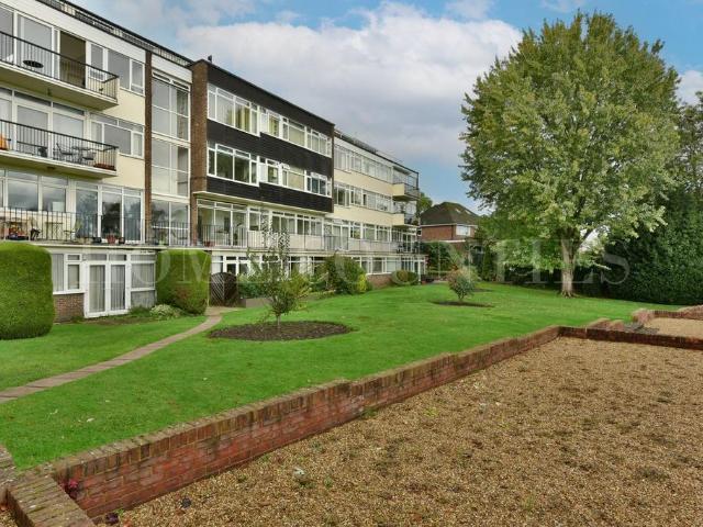 Flat for sale in New Barnet, Isle Of Man