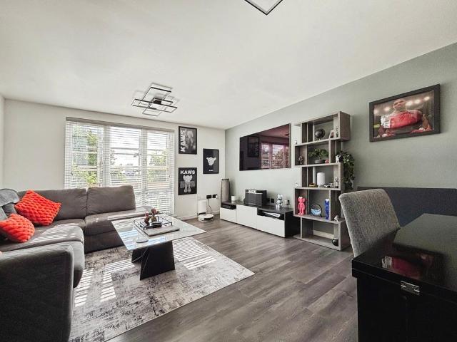 Flat for sale in City Centre, Falcon Lodge