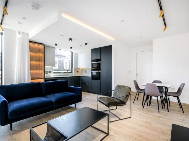 Flat for sale in Finsbury, Greater London