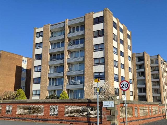 Flat for sale in St Annes, Lytham