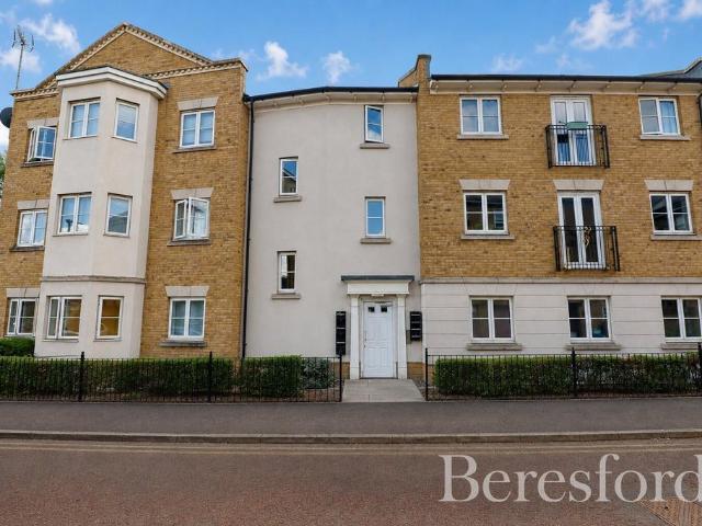 Flat for sale in Mile End, Fordham Heath