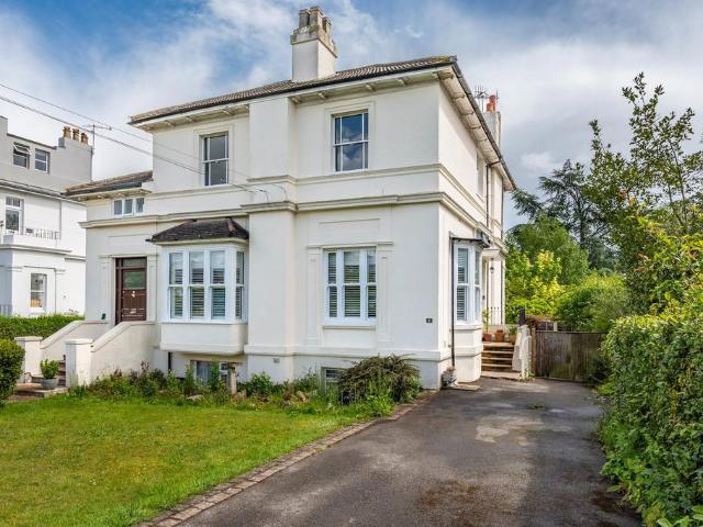 Flat for sale in St James, Sandown Park