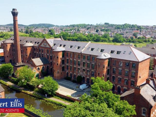 Flat for sale in Caldermill, East Midlands