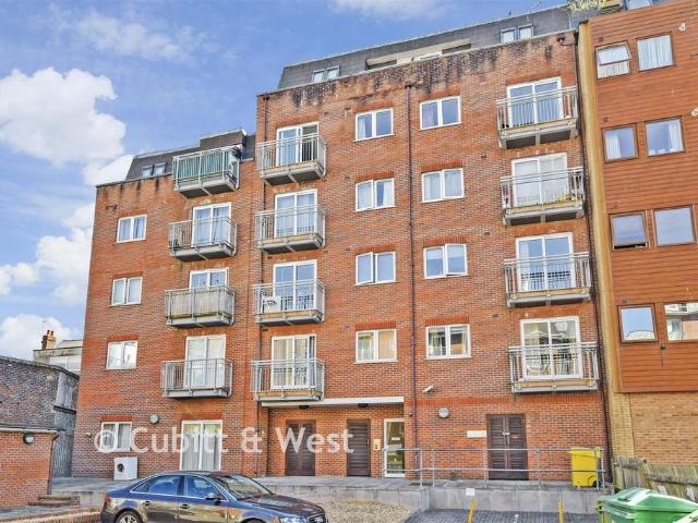 Flat for sale in Cosham, City Of Portsmouth