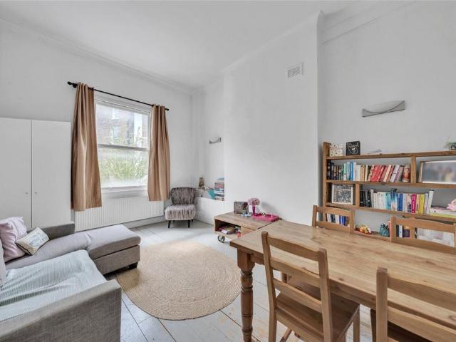 Flat for sale in Kensal Town, Maida Vale