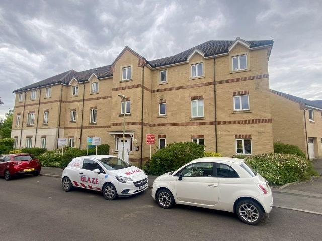 Flat for sale in Hill Park, Fareham