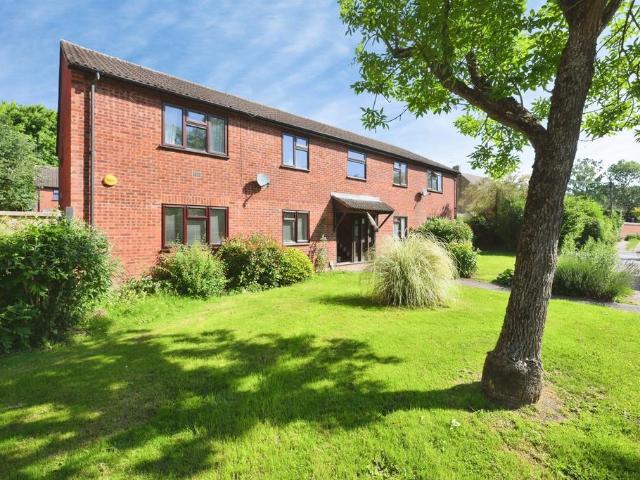Flat for sale in Colliers End, Hertfordshire
