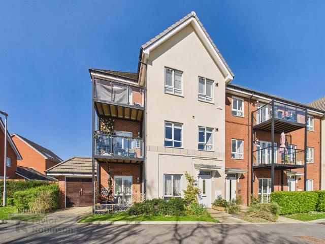 Flat for sale in Glynde, West Sussex
