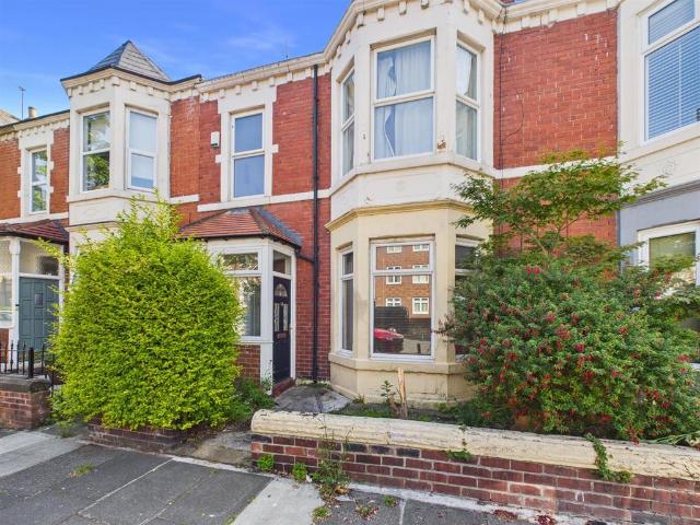 Flat for sale in Preston, North Shields