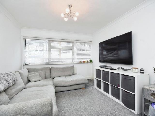 Flat for sale in Brook Street, Navestock Side