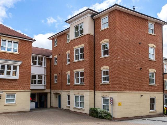 Flat for sale in Belmont, Dromore