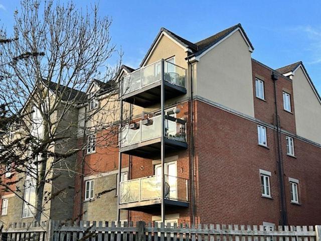 Flat for sale in Tutnalls, Bromsberrow Heath