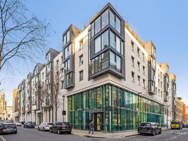 Flat for sale in East Marylebone, Marylebone