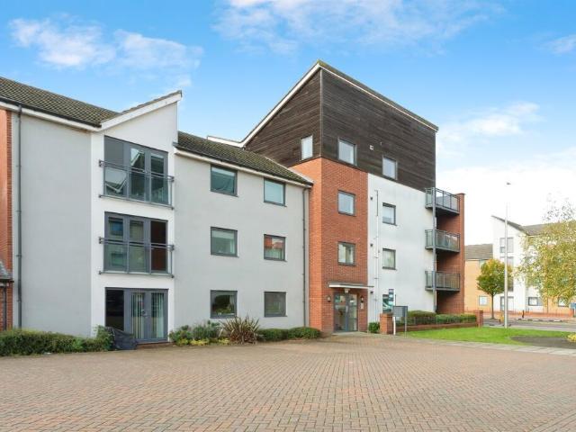 Flat for sale in Brooklands, Monkston Park