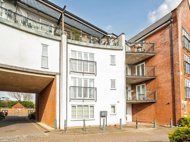 Flat for sale in Belmont, Dromore