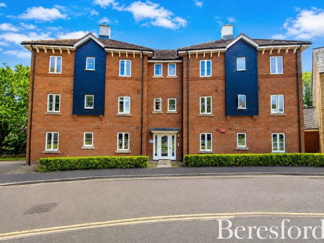 Flat for sale in Mile End, Fordham Heath