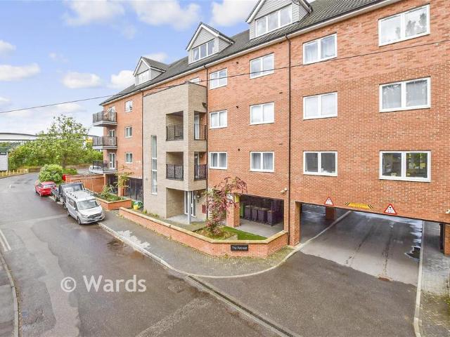 Flat for sale in Bourne Vale, Kent