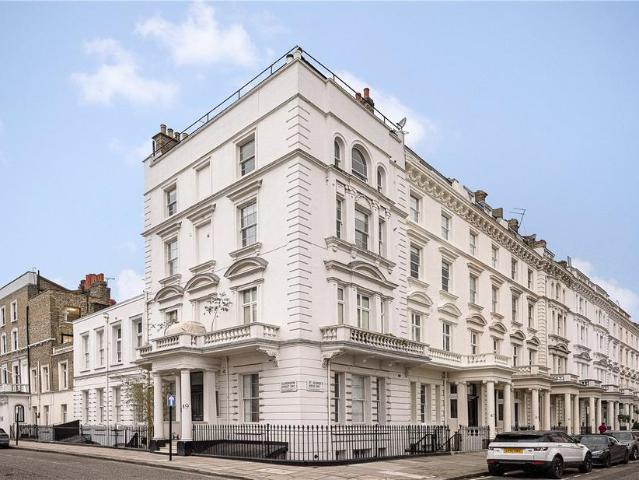 Flat for sale in Pimlico, Greater London