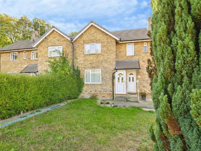 Flat for sale in Detling, Maidstone