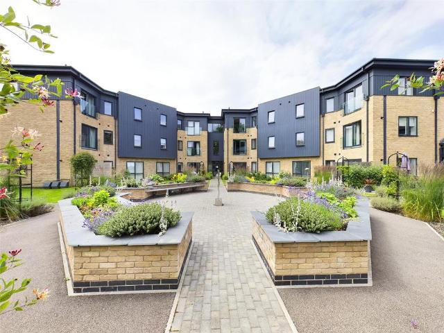 Flat for sale in Boultham, Brayford