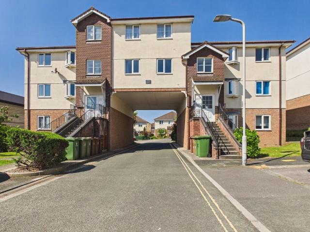 Flat for sale in Greenbank, Plymouth