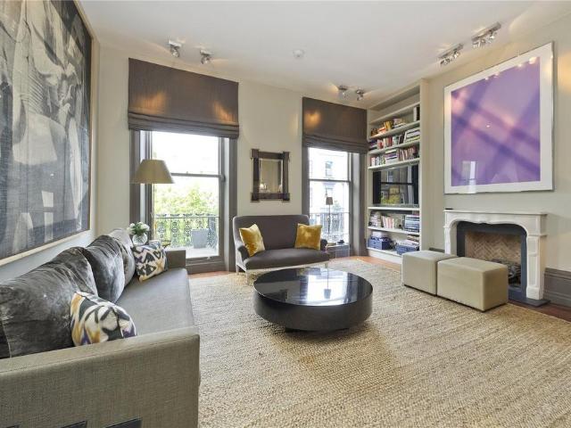 Flat for sale in Brompton, Greater London