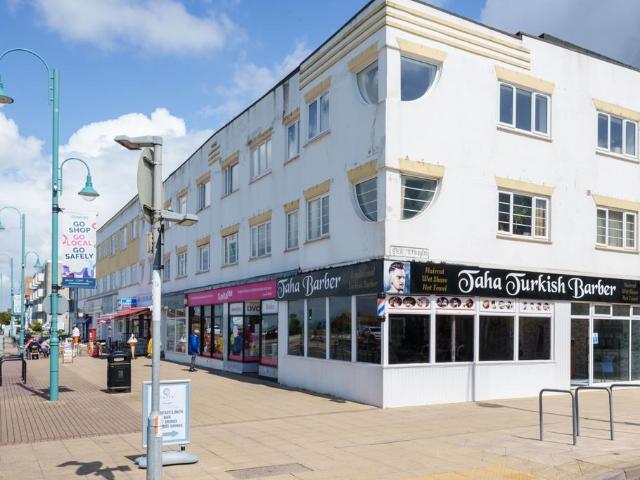 Flat for sale in Lee-on-the-Solent, Middlecroft