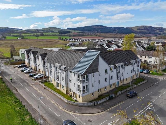Flat for sale in Kintillo, Scotland