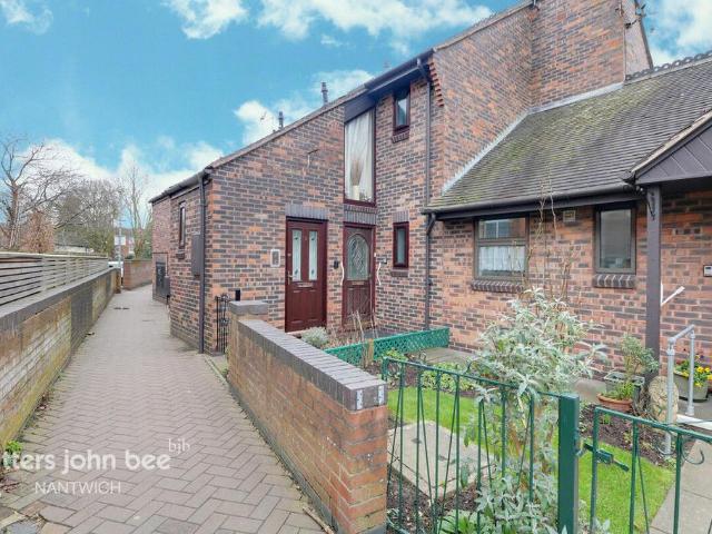 Flat for sale in Kingsbourne, Nantwich