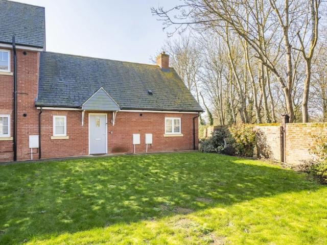 Bungalow for sale in Chelmondiston, Suffolk