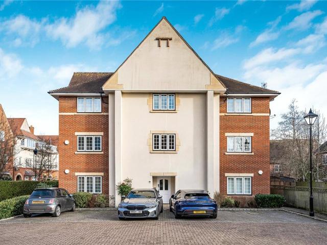 Flat for sale in Waterways, Oxford