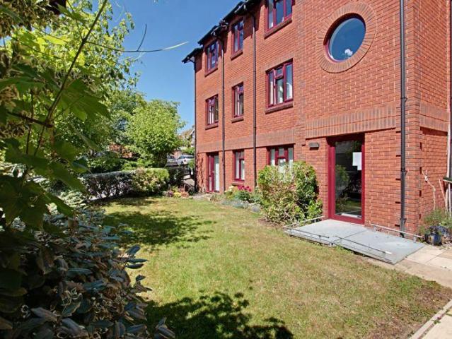 Flat for sale in Trowbridge