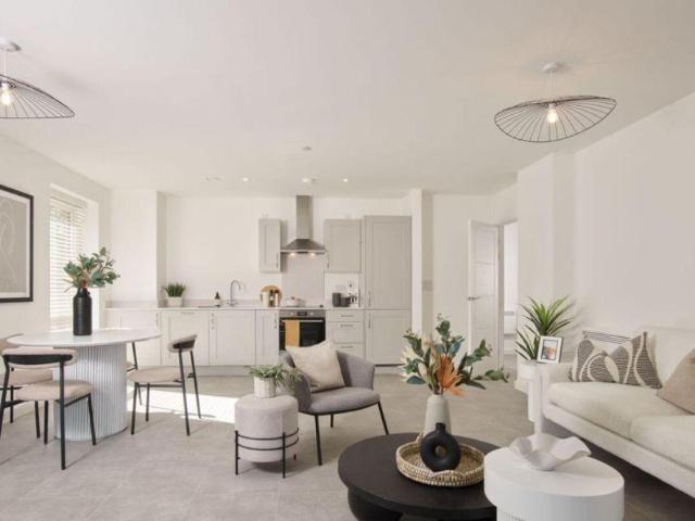 Flat for sale in Milton Keynes