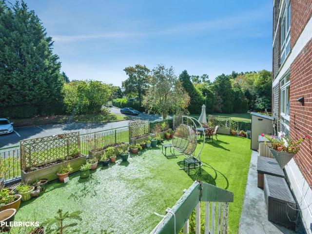 Flat for sale in Ulverley Green, Solihull