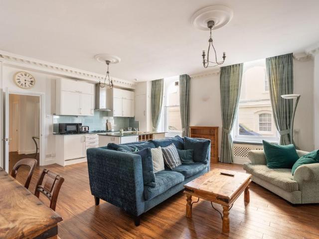 Flat for sale in Kemptown, Brighton & Hove