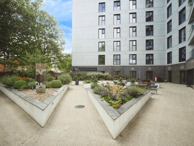 Flat for sale in Wilton, Rumwell