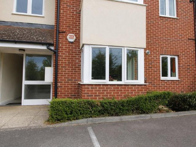 Flat for sale in Jubilee Industrial Centre, King's Walden