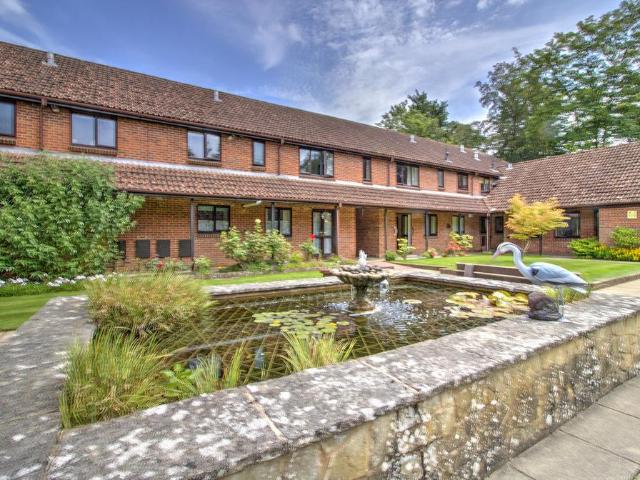 Flat for sale in North End, Perryfields