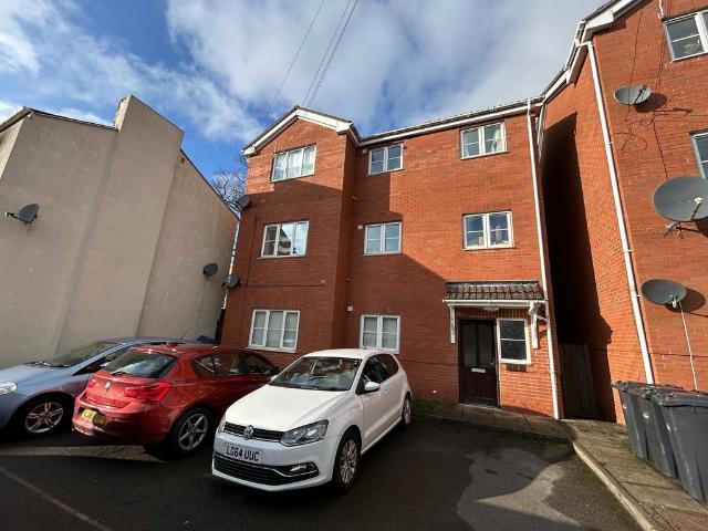 Flat for sale in Dixons Green, West Midlands