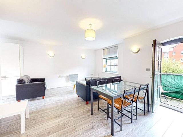Flat for sale in City Centre, Georgia