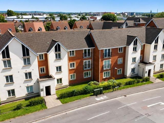 Flat for sale in Stratford-upon-Avon, Alderminster