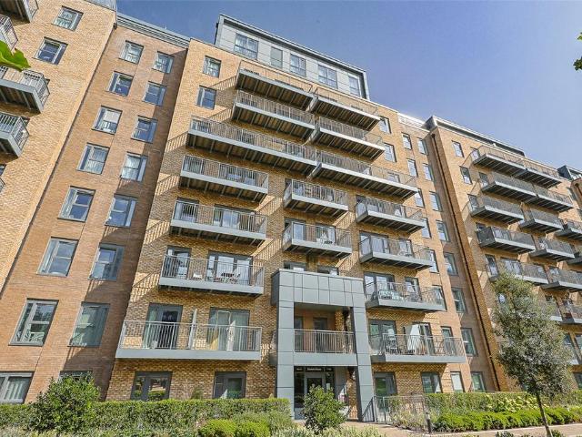 Flat for sale in Colindale, Greater London