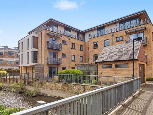 Flat for sale in St Thomas', The Slade