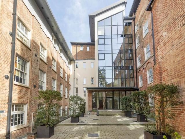 Flat for sale in Lakenham, East Bank