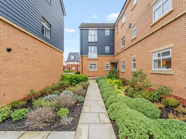 Flat for sale in Winnington, Leftwich