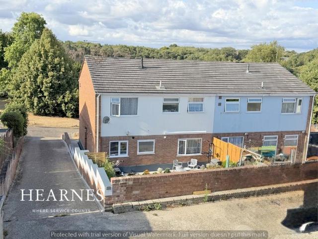 Flat for sale in Alder Hills, Poole