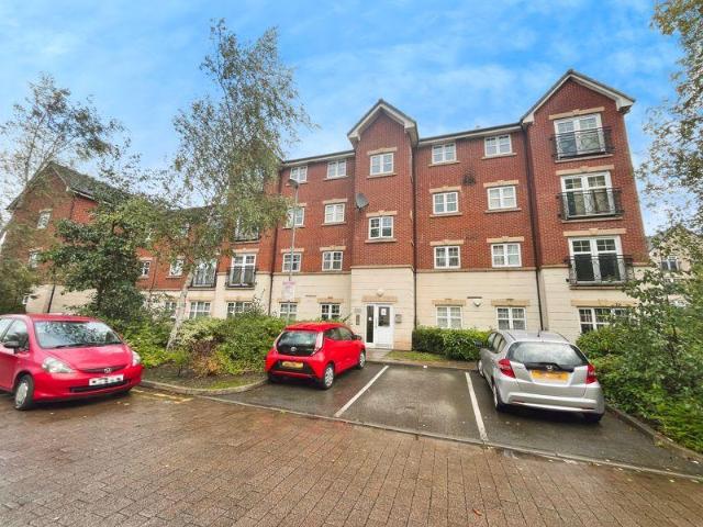 Flat for sale in The Valley, Bolton